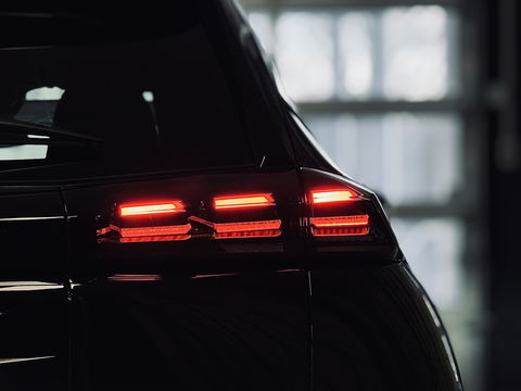 Peugeot 2008 1.2 PureTech 130 Allure | Automaat | 17'' lichtmetaal | Cruise control | Carplay | Android auto | LED | stoelverwarming |