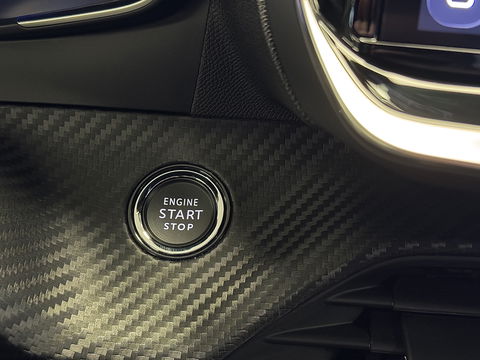 Peugeot 2008 1.2 PureTech 130 Allure | Automaat | 17'' lichtmetaal | Cruise control | Carplay | Android auto | LED | stoelverwarming |