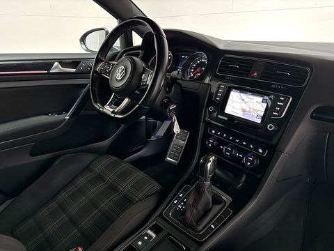 Volkswagen Golf 2.0 TSI GTI Performance DSG Navi Cruise PDC Stoelver.