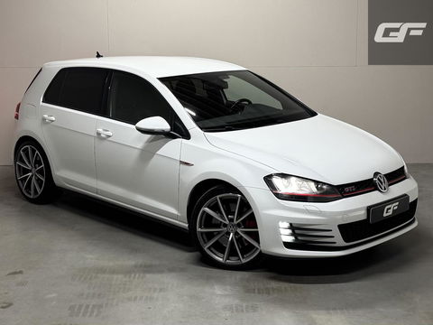 Volkswagen Golf 2.0 TSI GTI Performance DSG Navi Cruise PDC Stoelver.