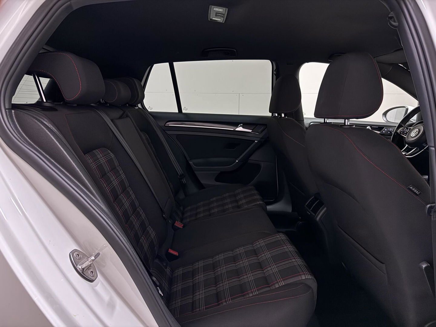 Volkswagen Golf 2.0 TSI GTI Performance DSG Navi Cruise PDC Stoelver.