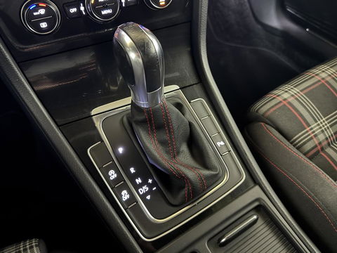 Volkswagen Golf 2.0 TSI GTI Performance DSG Navi Cruise PDC Stoelver.