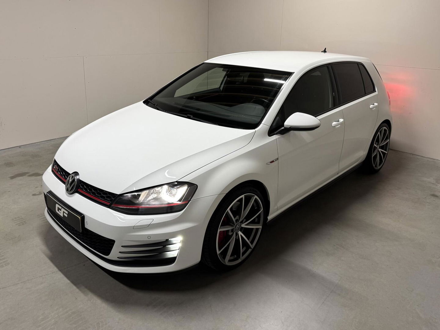 Volkswagen Golf 2.0 TSI GTI Performance DSG Navi Cruise PDC Stoelver.