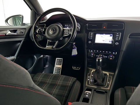 Volkswagen Golf 2.0 TSI GTI Performance DSG Navi Cruise PDC Stoelver.