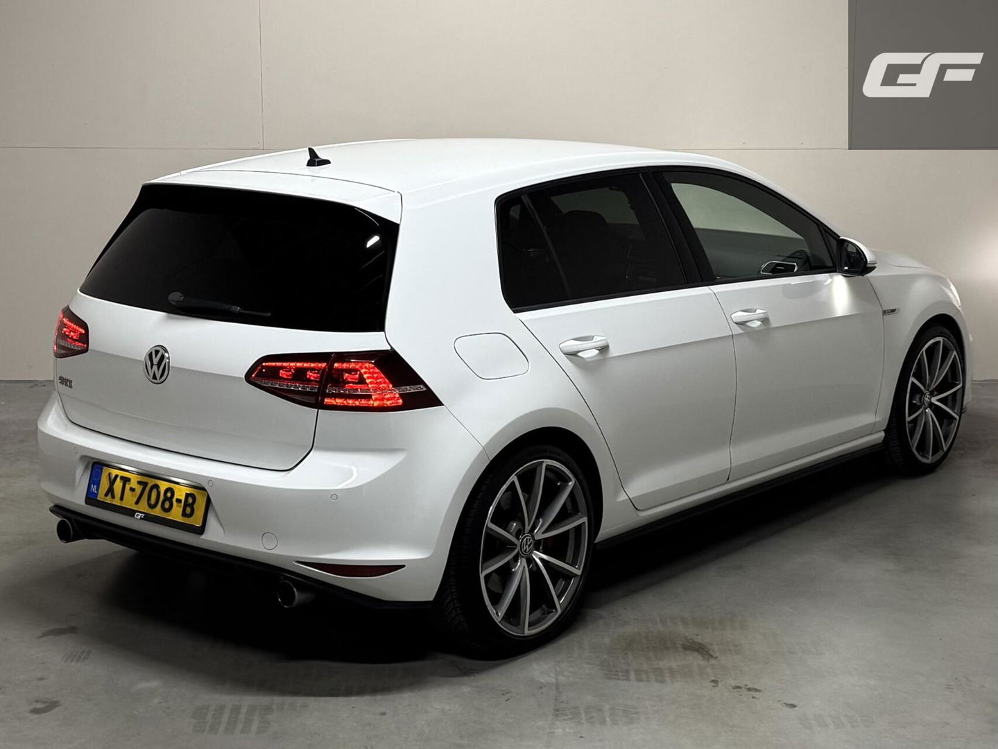 Volkswagen Golf 2.0 TSI GTI Performance DSG Navi Cruise PDC Stoelver.