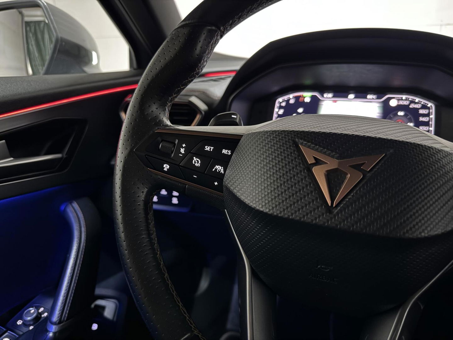 CUPRA Formentor 1.4 e-Hybrid VZ Pano Virtual Sfeer Camera Carplay