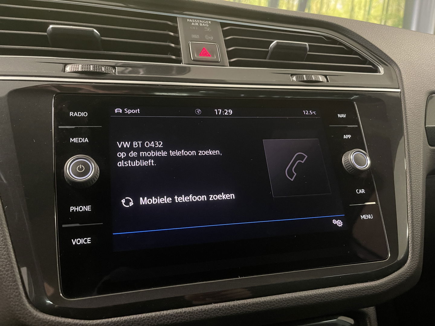 Volkswagen Tiguan 1.4 TSI 4Motion Highline Business R | Origineel Nederlands | Apple Carplay | Android Auto | Panorama dak | elektrische Trekhaak |