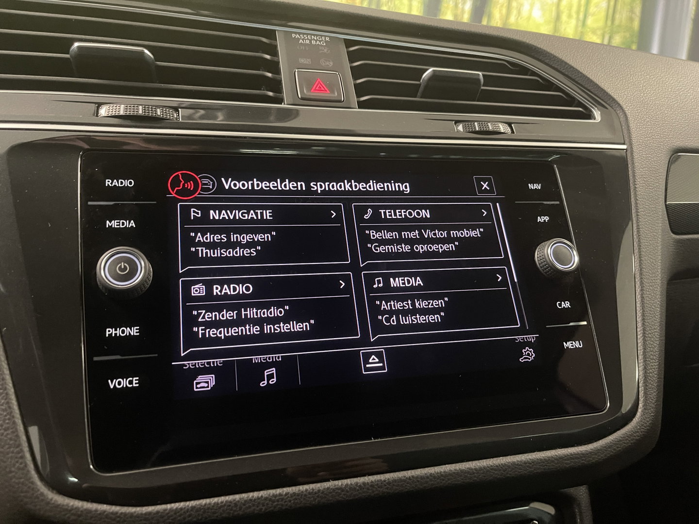 Volkswagen Tiguan 1.4 TSI 4Motion Highline Business R | Origineel Nederlands | Apple Carplay | Android Auto | Panorama dak | elektrische Trekhaak |