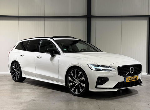 Volvo V60 2.0 B4 197PK R-Design Pano Camera H&K Leer Carplay