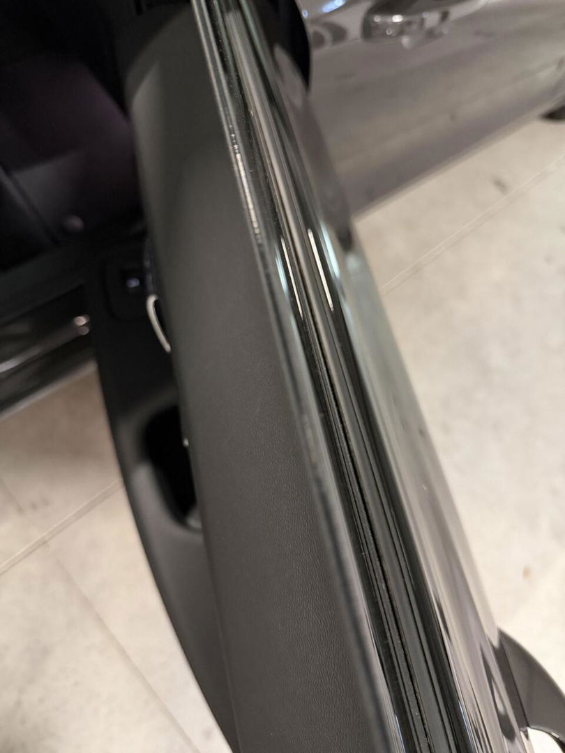 Volvo V60 2.0 T6 Plug-in hybrid AWD Ultimate Bright Pano H&K