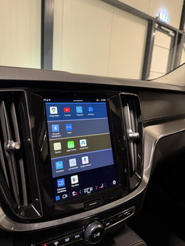 Volvo V60 2.0 T6 Plug-in hybrid AWD Ultimate Bright Pano H&K