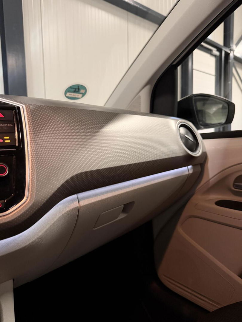 Volkswagen up! 1.0 BMT high up! Clima Cruise Stoelverwarming