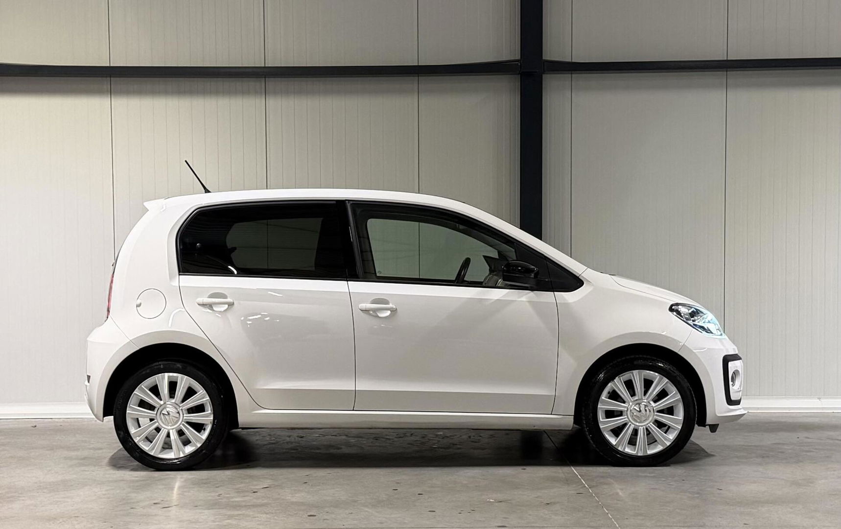 Volkswagen up! 1.0 BMT high up! Clima Cruise Stoelverwarming