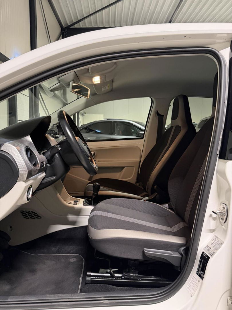 Volkswagen up! 1.0 BMT high up! Clima Cruise Stoelverwarming