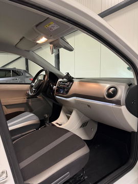 Volkswagen up! 1.0 BMT high up! Clima Cruise Stoelverwarming