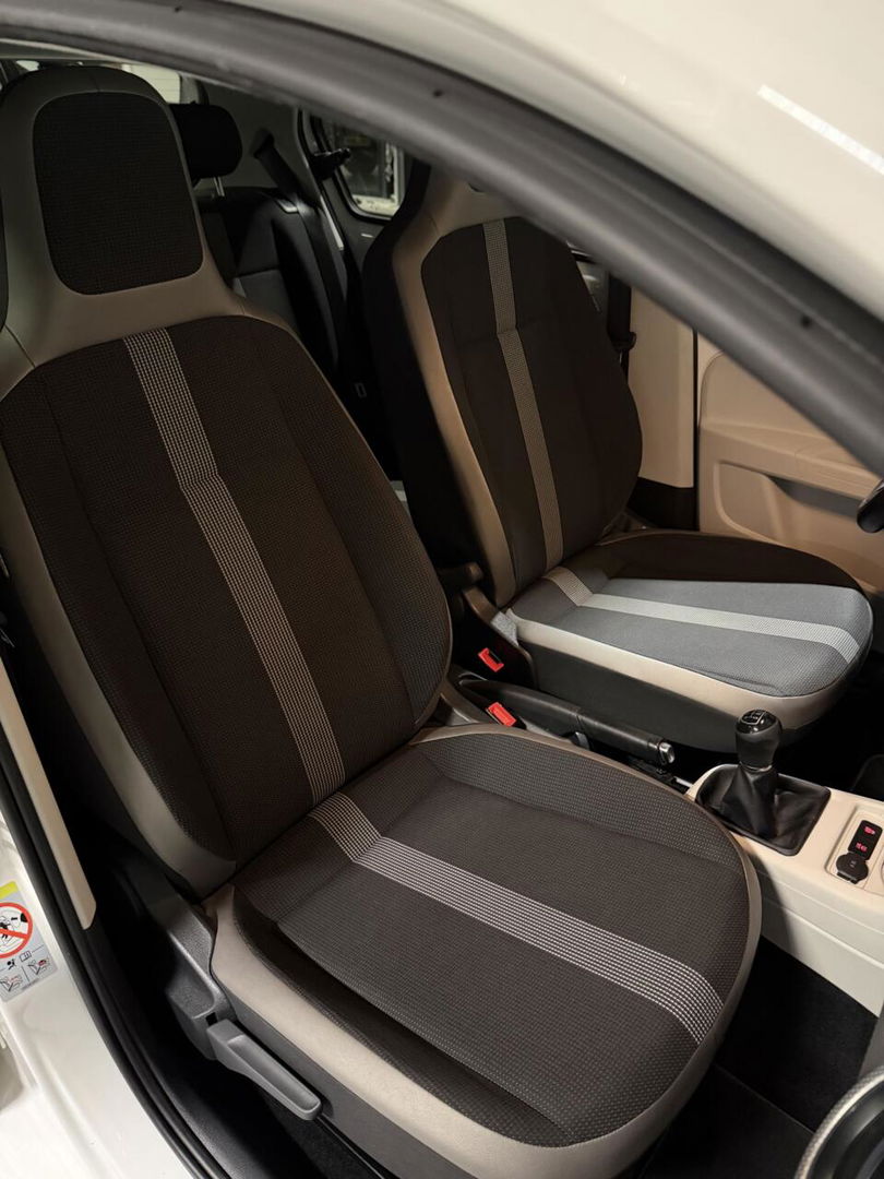 Volkswagen up! 1.0 BMT high up! Clima Cruise Stoelverwarming