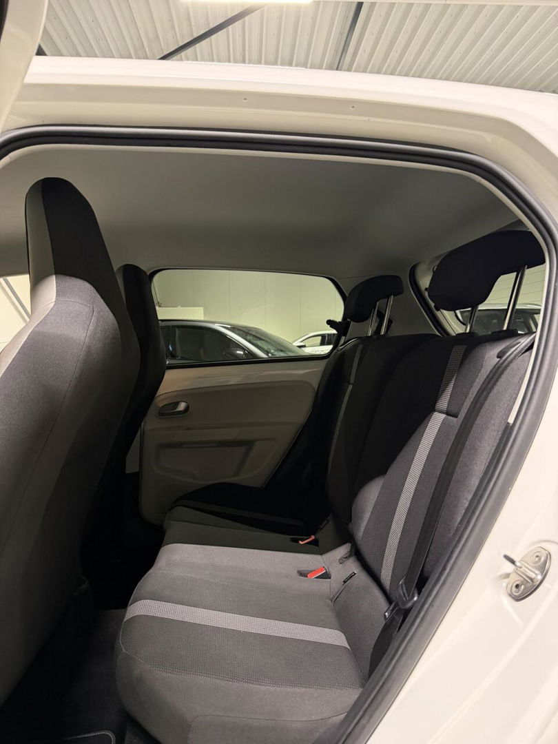 Volkswagen up! 1.0 BMT high up! Clima Cruise Stoelverwarming