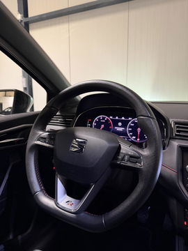 SEAT Ibiza 1.0 TSI FR Pano Sfeer Virtual Camera Beats Audio