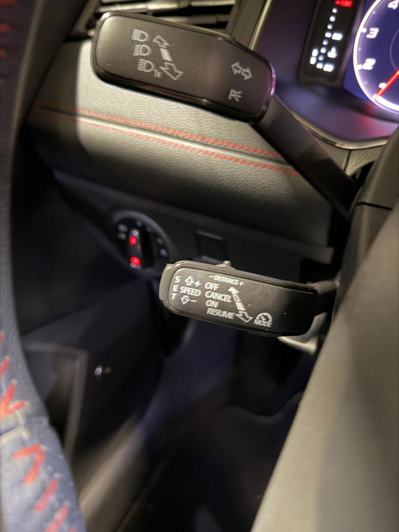 SEAT Ibiza 1.0 TSI FR Pano Sfeer Virtual Camera Beats Audio