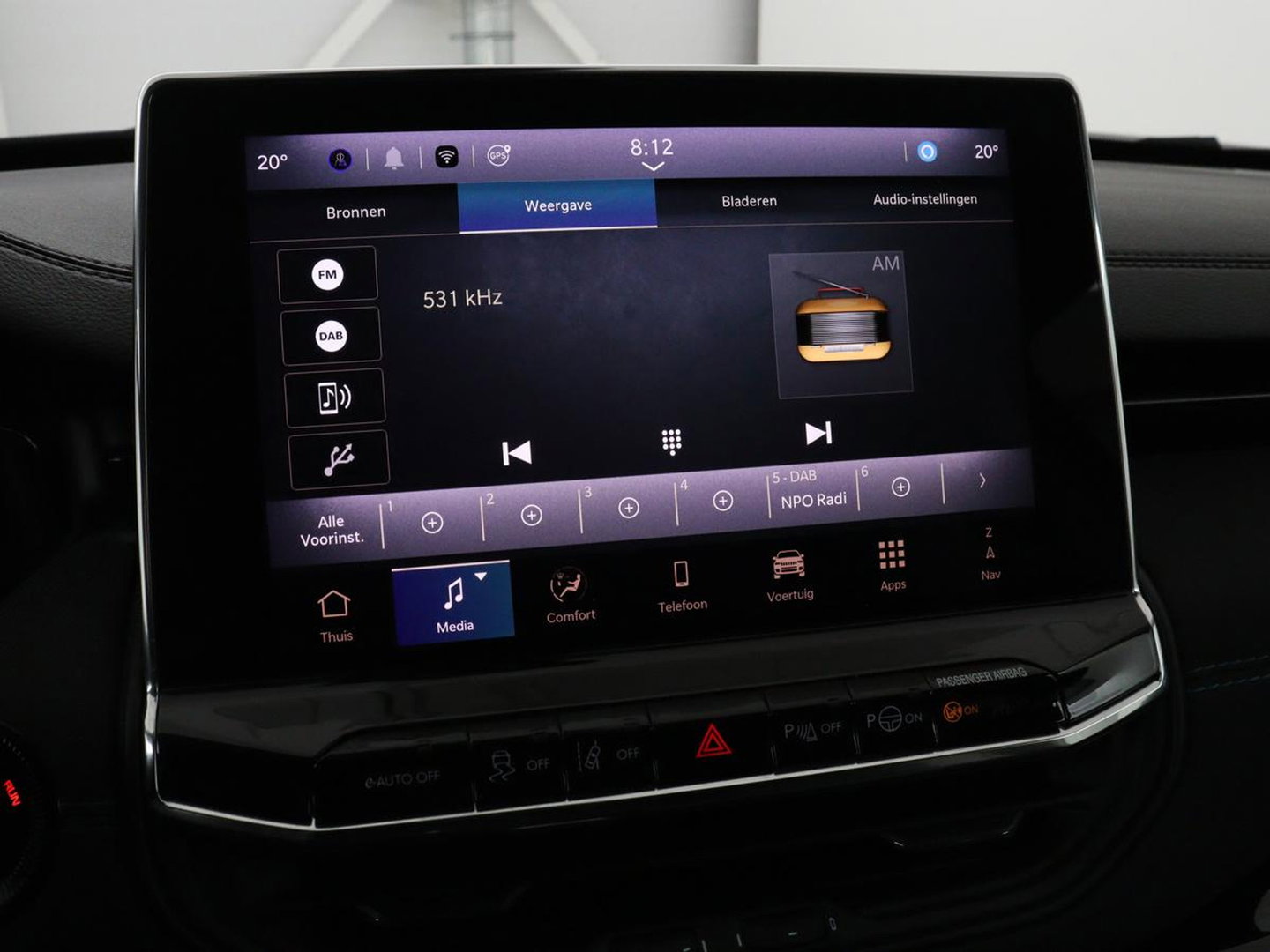 Jeep Compass 1.5T e-Hybrid Limited | 360 Camera | Adaptive cruise | Alpine Sound | Half leder | Carplay | Navigatie | Keyless | Dodehoek detectie | Full LED | Climate control | Bluetooth