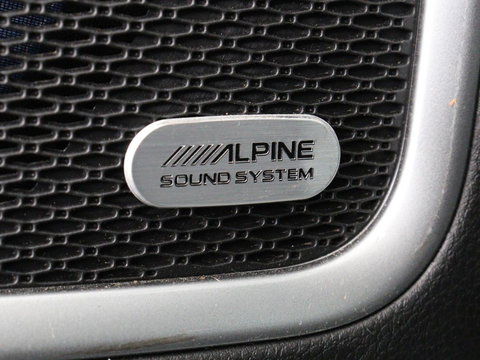 Jeep Compass 1.5T e-Hybrid Limited | 360 Camera | Adaptive cruise | Alpine Sound | Half leder | Carplay | Navigatie | Keyless | Dodehoek detectie | Full LED | Climate control | Bluetooth