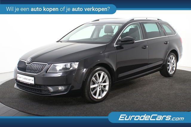 Škoda Octavia - Combi 1.4 TSI Greentech DSG *Navi*Stoelverwarming*Trekhaak*
