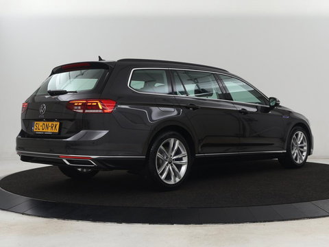 Volkswagen Passat 1.4 TSI PHEV GTE | Stoelverwarming | Adaptive cruise | Carplay | Navigatie | 18'' | Matrix LED | Parkeerhulp | Bluetooth | Plug In
