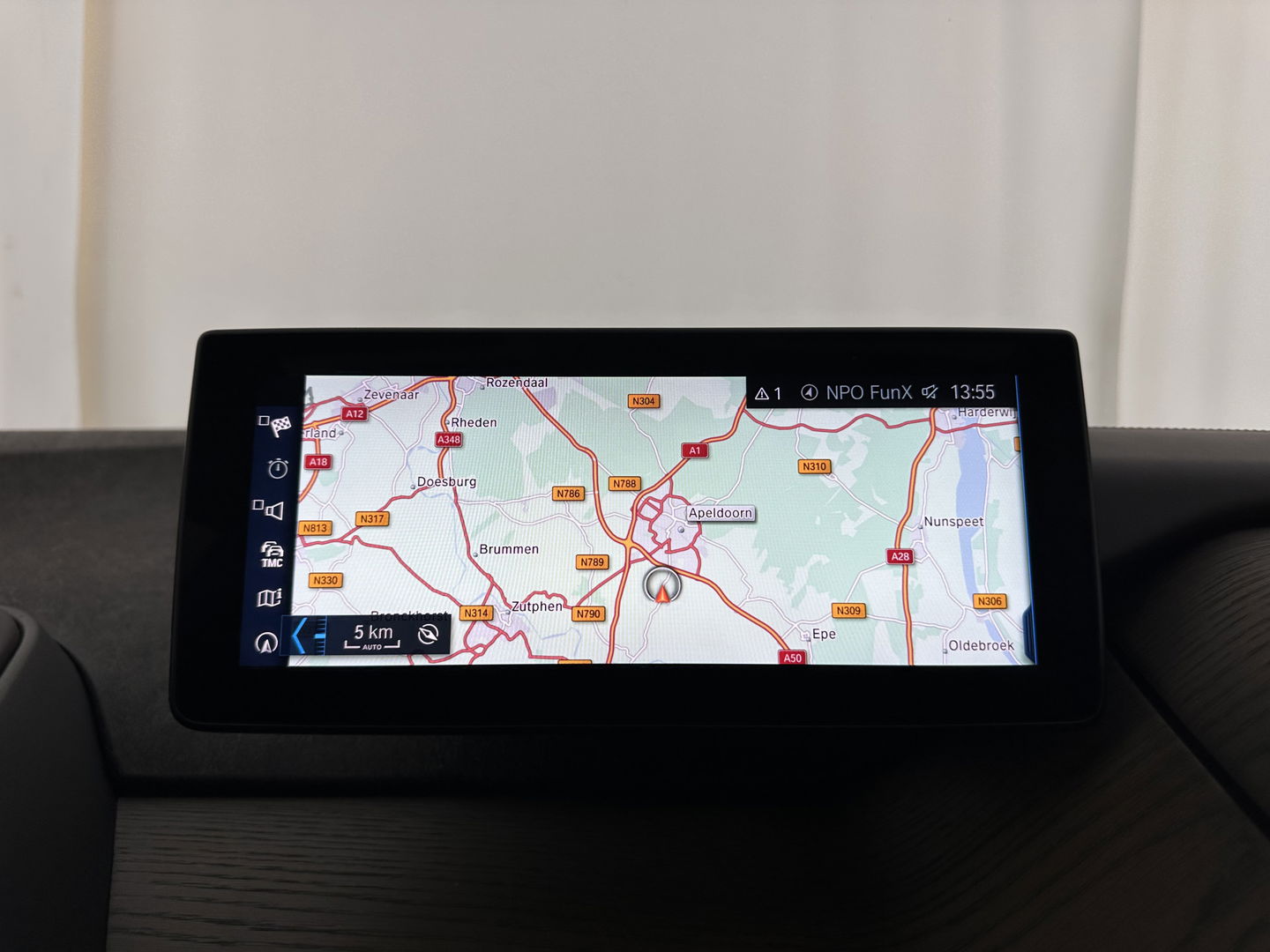 BMW i3 S 120Ah 42 kWh [ 3-Fase-11kW ] *ACCUCEL-DEFECT / RANGE 151KM* *HEAT-PUMP | PANO | ADAPTIVE-CRUISE | LEATHER-FABRIC | FULL-LED | HARMAN/KARDON | HEATED-COMFORTSEATS | NAVI-FULLMAP | DAB+ | ECC | PDC | 18''ALU*