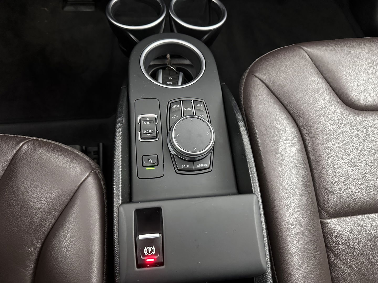 BMW i3 S 120Ah 42 kWh [ 3-Fase-11kW ] *ACCUCEL-DEFECT / RANGE 151KM* *HEAT-PUMP | PANO | ADAPTIVE-CRUISE | LEATHER-FABRIC | FULL-LED | HARMAN/KARDON | HEATED-COMFORTSEATS | NAVI-FULLMAP | DAB+ | ECC | PDC | 18''ALU*