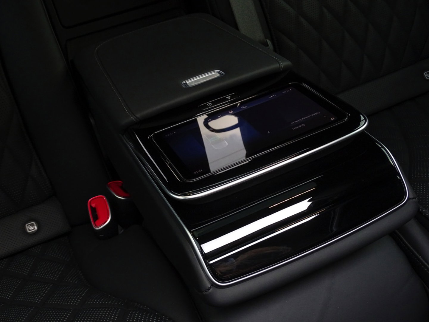 Mercedes-Benz S-Klasse 580 e 4M 510PK Lang AMG Designo / Burmester / carbon / VIP