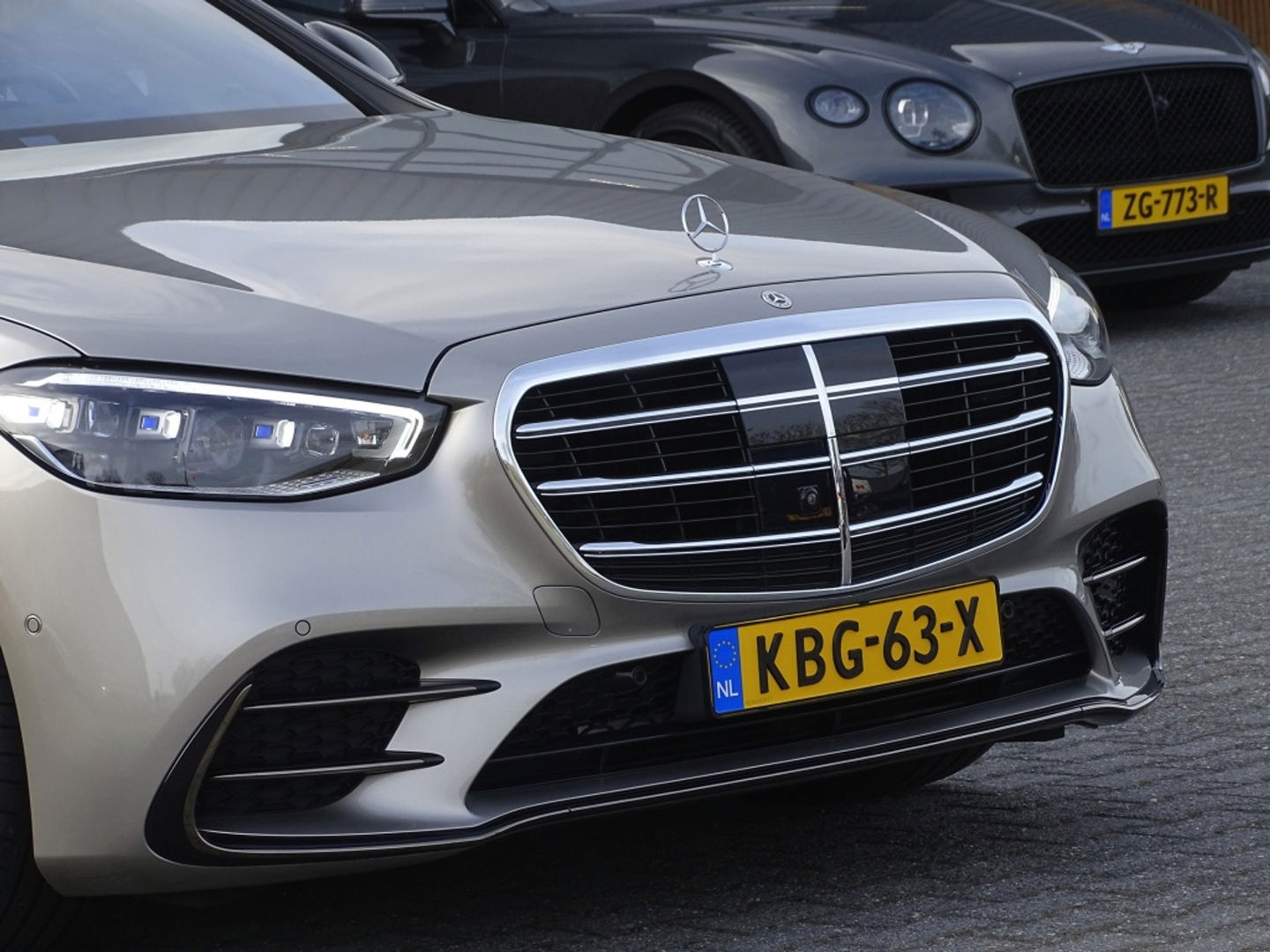 Mercedes-Benz S-Klasse 580 e 4M 510PK Lang AMG Designo / Burmester / carbon / VIP