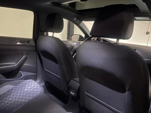 Volkswagen Taigo 1.5 TSI R-Line PANO KEYLESS CAM