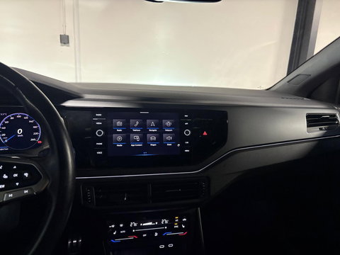 Volkswagen Taigo 1.5 TSI R-Line PANO KEYLESS CAM