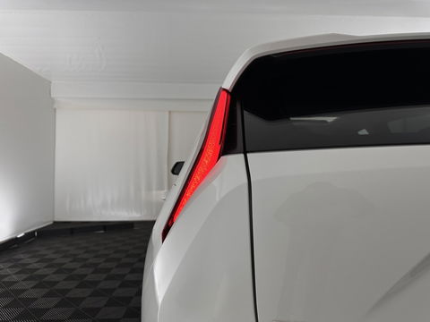 Kia Niro 1.6 GDi Hybrid Dynamic Plus Line (INCL-BTW) Aut. *PANO | HEAD-UP | LEATHER | DIGI-COCKPIT | NAVI-FULLMAP | DAB | ADAPTIVE-CRUISE | CAMERA | HEATED-COMFORTSEATS | KEYLESS | PRIVACYGLASS | SHIFTPADDLES | CARPLAY | TOWBAR | 16"