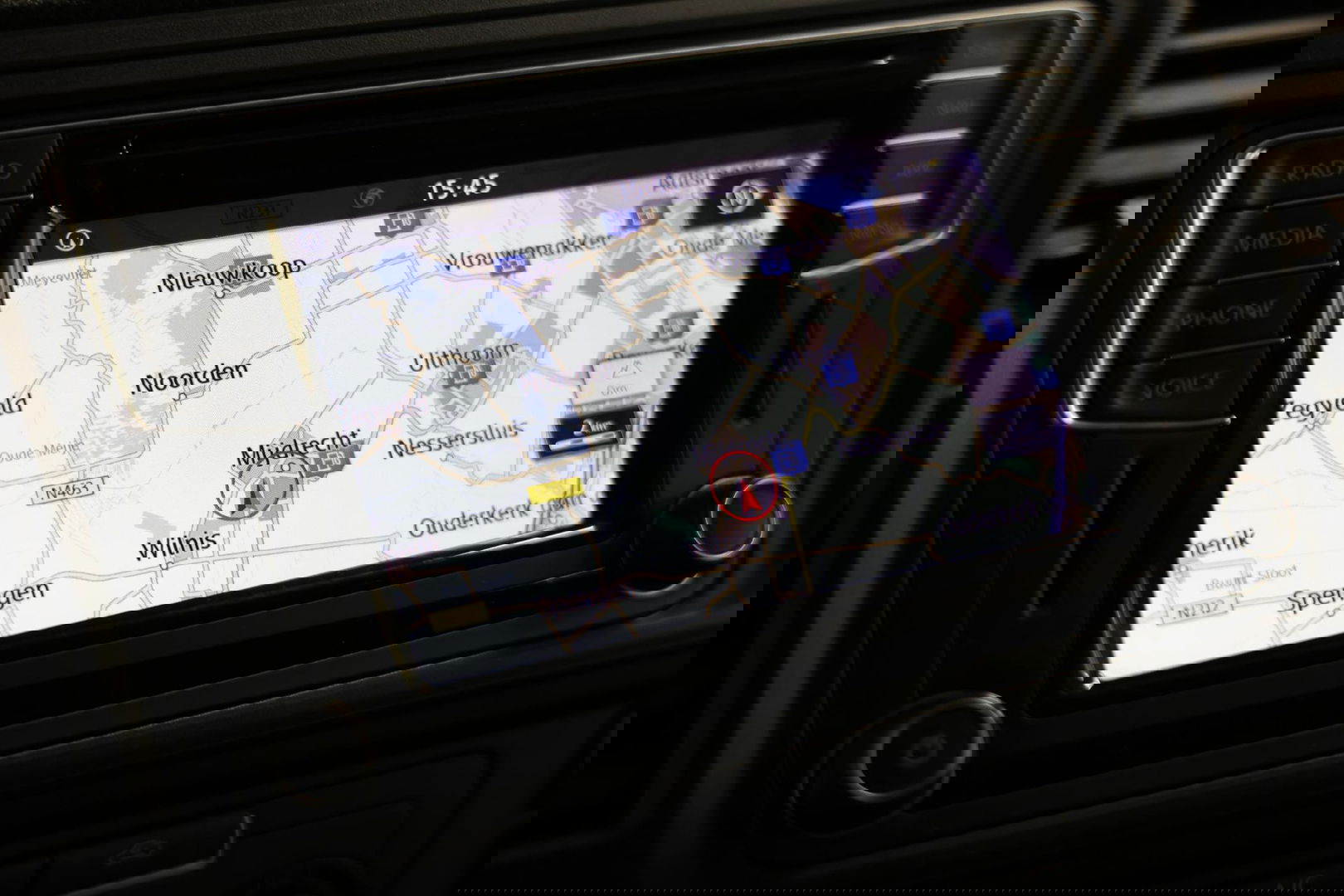 Volkswagen Transporter 2.0 TDI L2H1 LANG DSG AUTOMAAT NAVI Highline