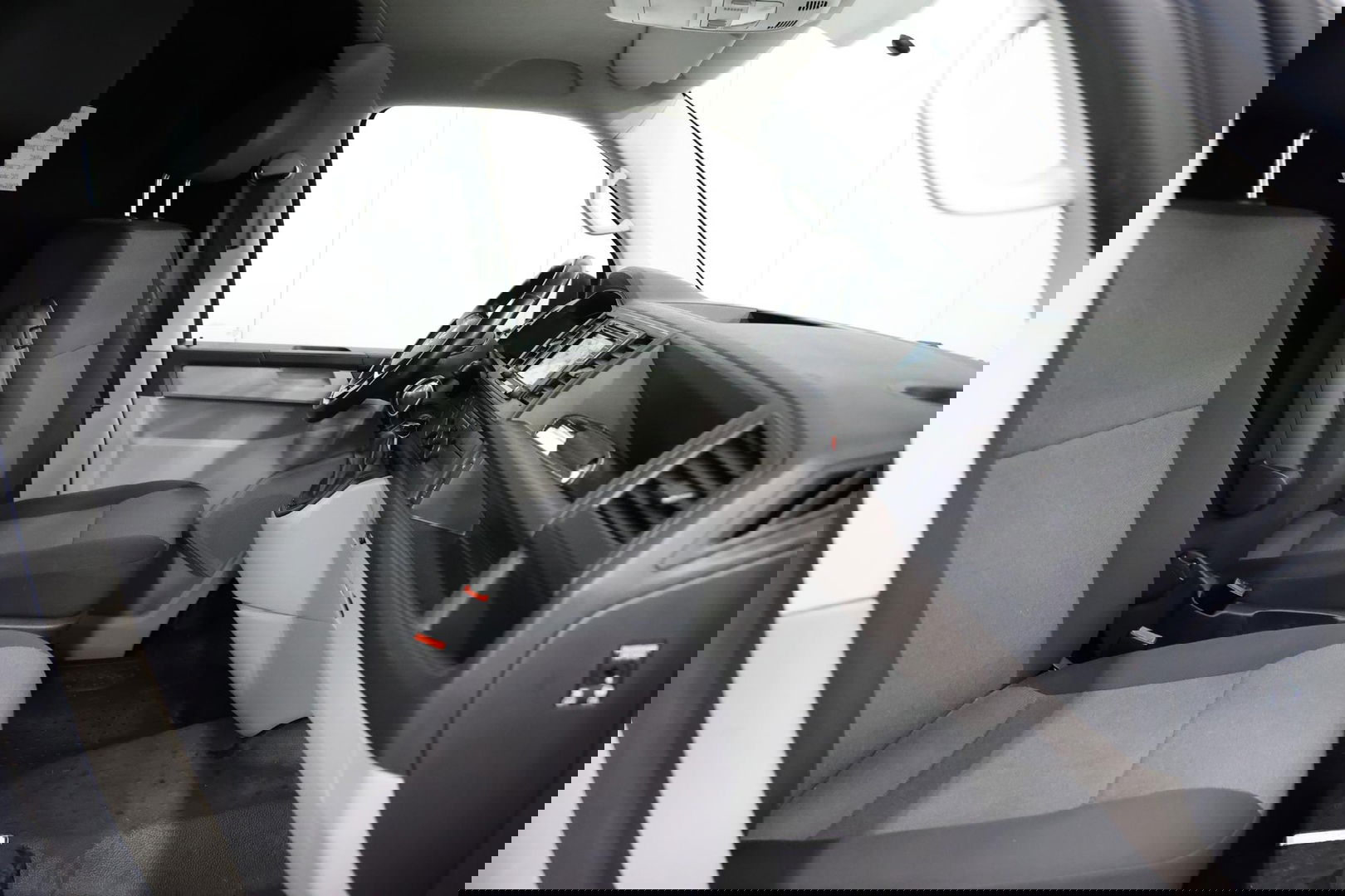 Volkswagen Transporter 2.0 TDI L2H1 LANG DSG AUTOMAAT NAVI Highline