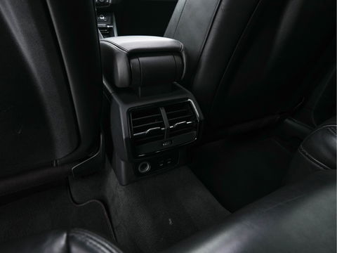 Audi RS Q3 Sportback TFSI quattro *PANO | LEATHER | FULL-LED | ADAPTIVE-CRUISE | BANG&OLUFSEN | TOP-VIEW | HEATED-SPORTSEATS | DIGI-COCKPIT | PRIVACY-GLASS | SHIFT-PADDLES | AMBIENT-LIGHT | ECC | PDC | 21''ALU*