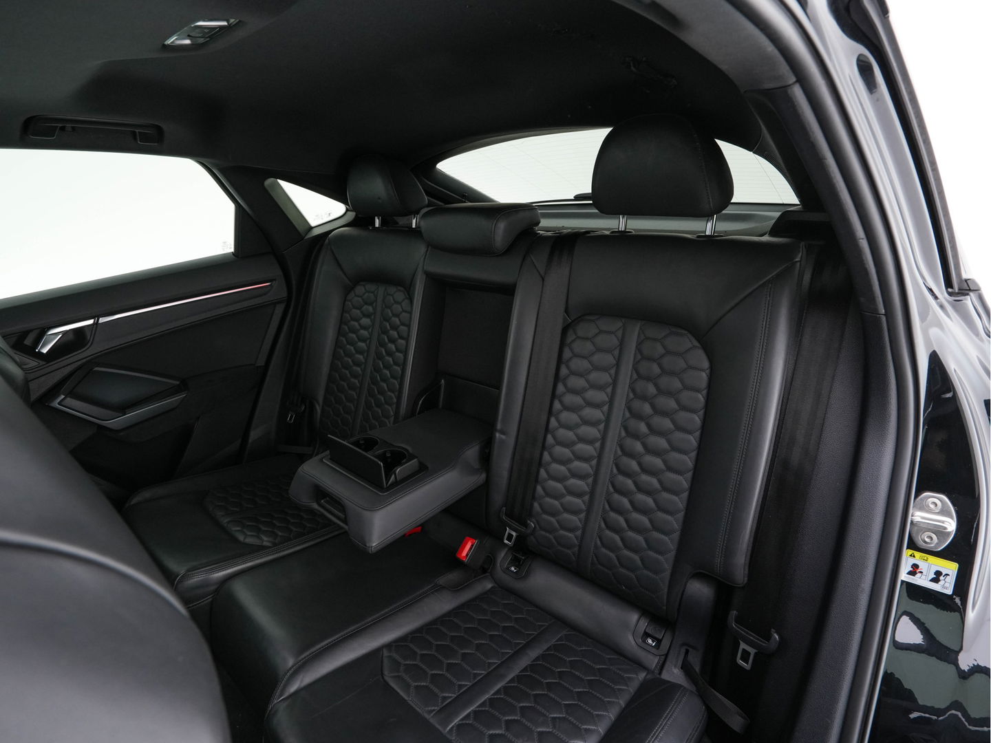 Audi RS Q3 Sportback TFSI quattro *PANO | LEATHER | FULL-LED | ADAPTIVE-CRUISE | BANG&OLUFSEN | TOP-VIEW | HEATED-SPORTSEATS | DIGI-COCKPIT | PRIVACY-GLASS | SHIFT-PADDLES | AMBIENT-LIGHT | ECC | PDC | 21''ALU*