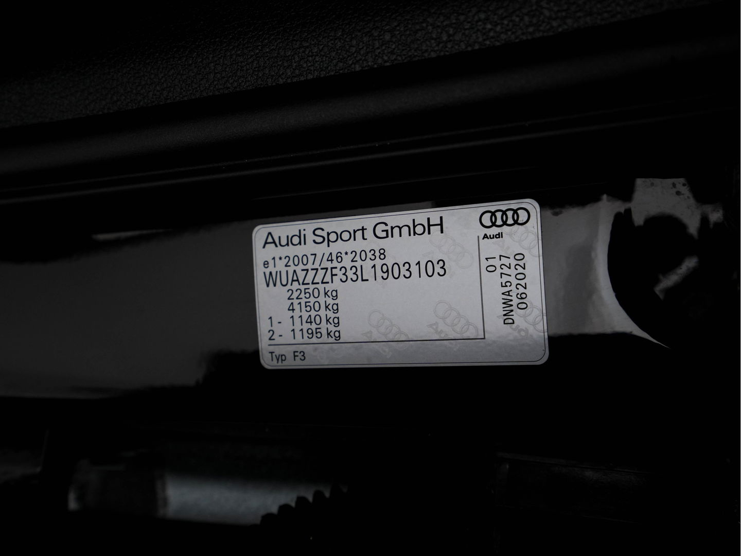 Audi RS Q3 Sportback TFSI quattro *PANO | LEATHER | FULL-LED | ADAPTIVE-CRUISE | BANG&OLUFSEN | TOP-VIEW | HEATED-SPORTSEATS | DIGI-COCKPIT | PRIVACY-GLASS | SHIFT-PADDLES | AMBIENT-LIGHT | ECC | PDC | 21''ALU*