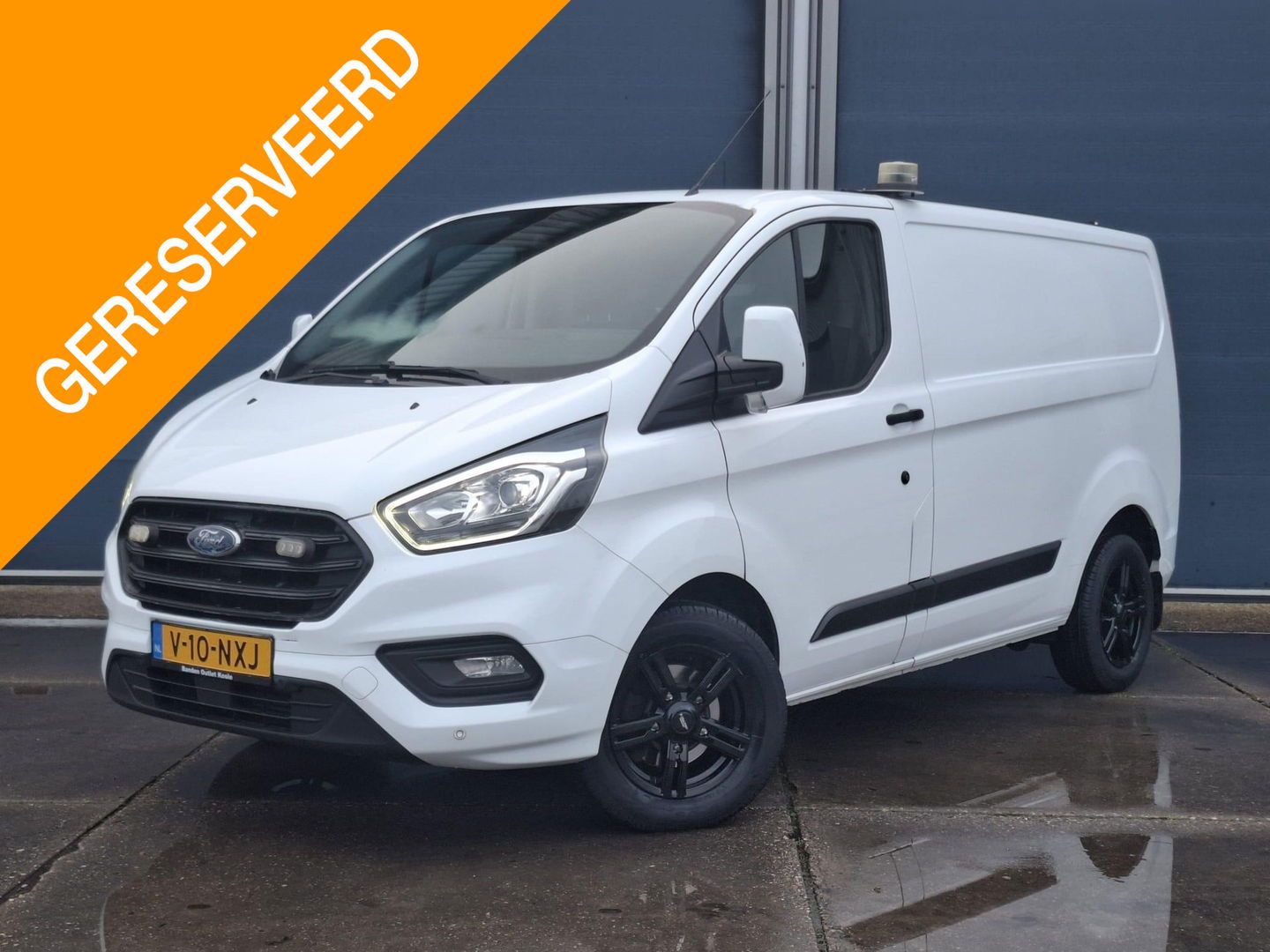 Ford Transit Custom 340 2.0 TDCI L1H2 Trend AIRCO / CRUISE CONTROLE / TREKHAAK / EURO 6 / 3 ZITS