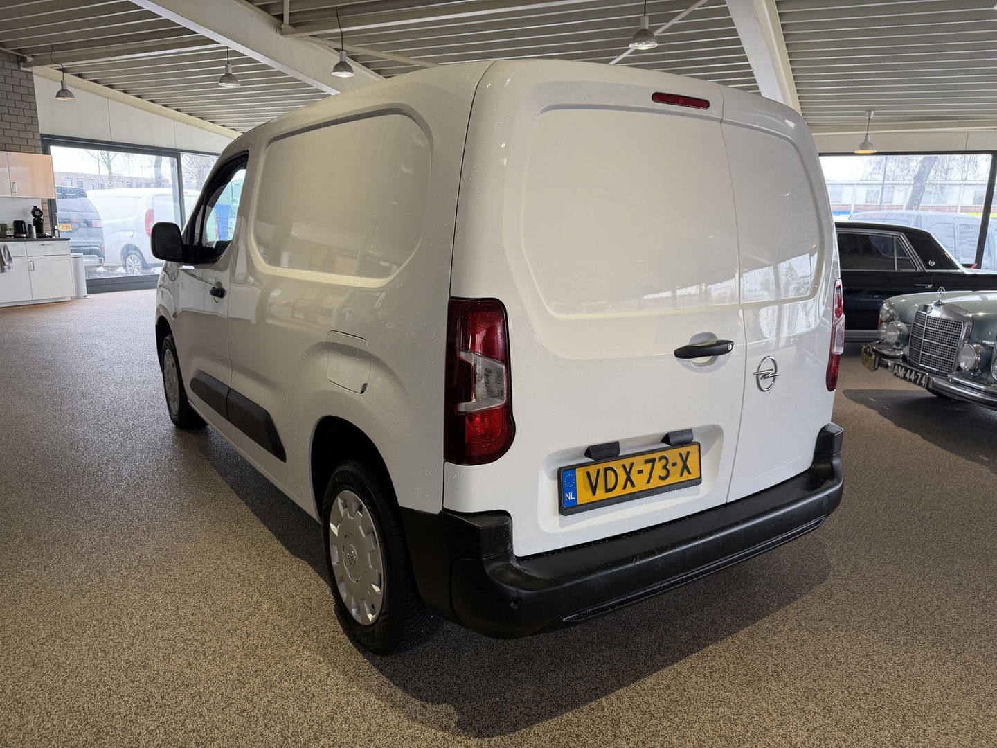 Opel Combo 1.5D L1H1 Edition / vaste prijs rijklaar € 10.950 ex btw / lease vanaf € 185 / euro 6 / bpm vrij / airco / cruise control / schuifdeur / comfort stoelen !
