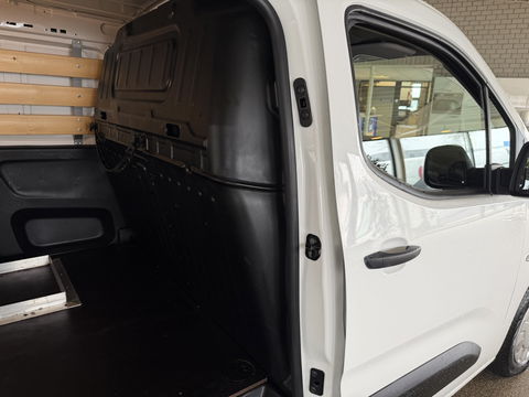 Opel Combo 1.5D L1H1 Edition / vaste prijs rijklaar € 10.950 ex btw / lease vanaf € 185 / euro 6 / bpm vrij / airco / cruise control / schuifdeur / comfort stoelen !