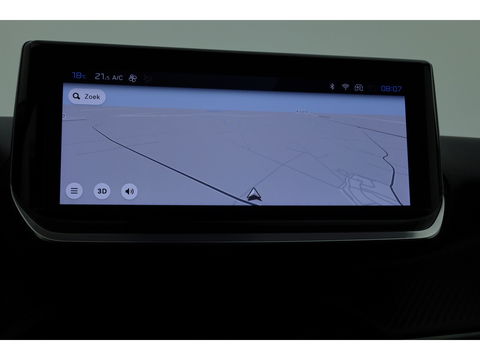 Peugeot 2008 1.2 PureTech 130 GT | Navi | Camera | Apple CarPlay | Afn. Trekhaak | All Seasons | Clima