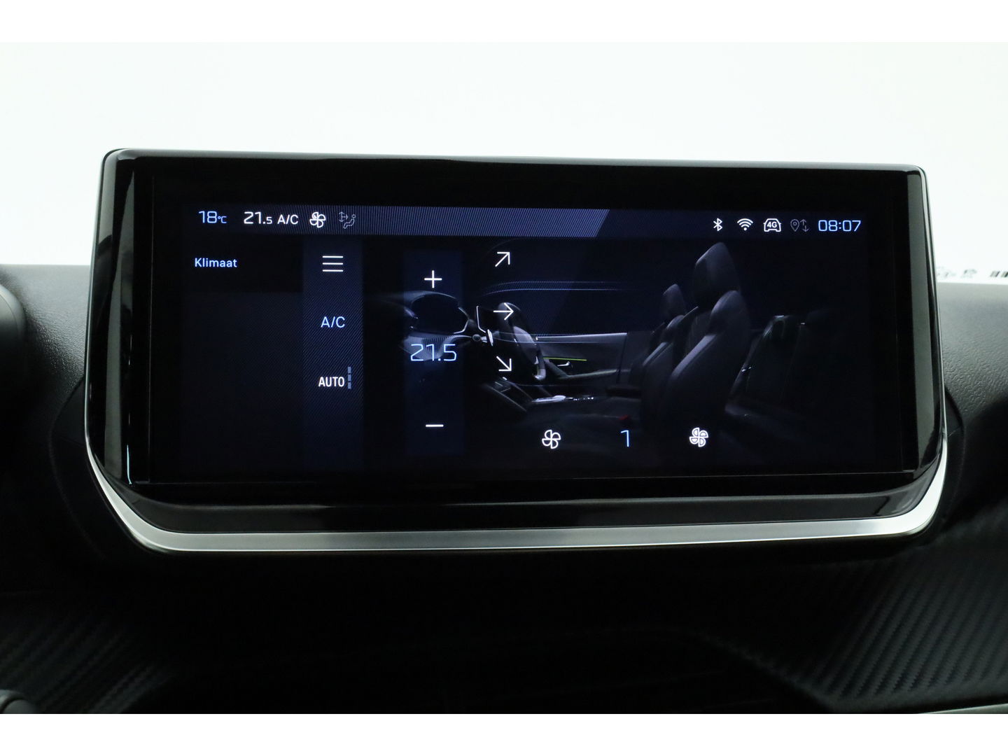 Peugeot 2008 1.2 PureTech 130 GT | Navi | Camera | Apple CarPlay | Afn. Trekhaak | All Seasons | Clima