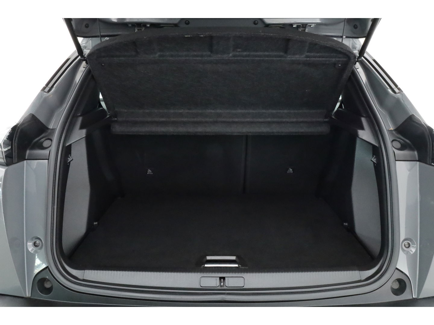 Peugeot 2008 1.2 PureTech 130 GT | Navi | Camera | Apple CarPlay | Afn. Trekhaak | All Seasons | Clima