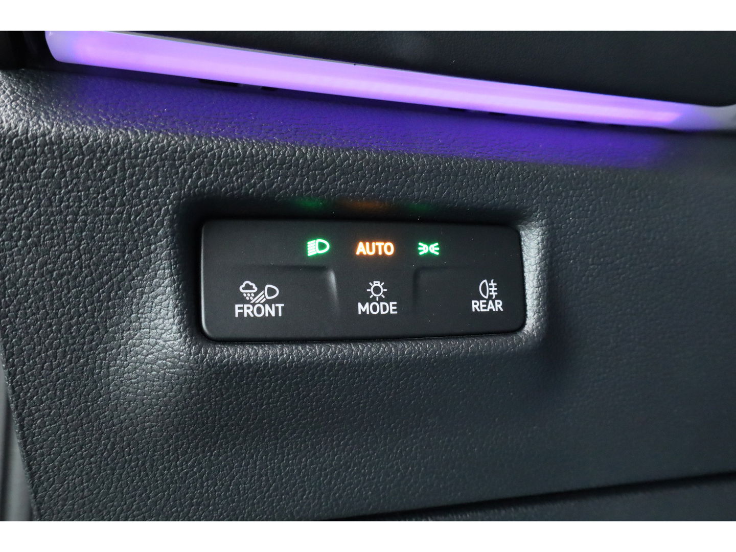 Volkswagen Tiguan 1.5 eHybrid R-Line Black Style 272pk | Pano | HUD | 360cam | Massage | Elek. Trekhaak | 20'' | Adapt. Cruise | Keyless |