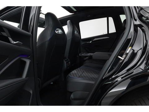 Volkswagen Tiguan 1.5 eHybrid R-Line Black Style 272pk | Pano | HUD | 360cam | Massage | Elek. Trekhaak | 20'' | Adapt. Cruise | Keyless |