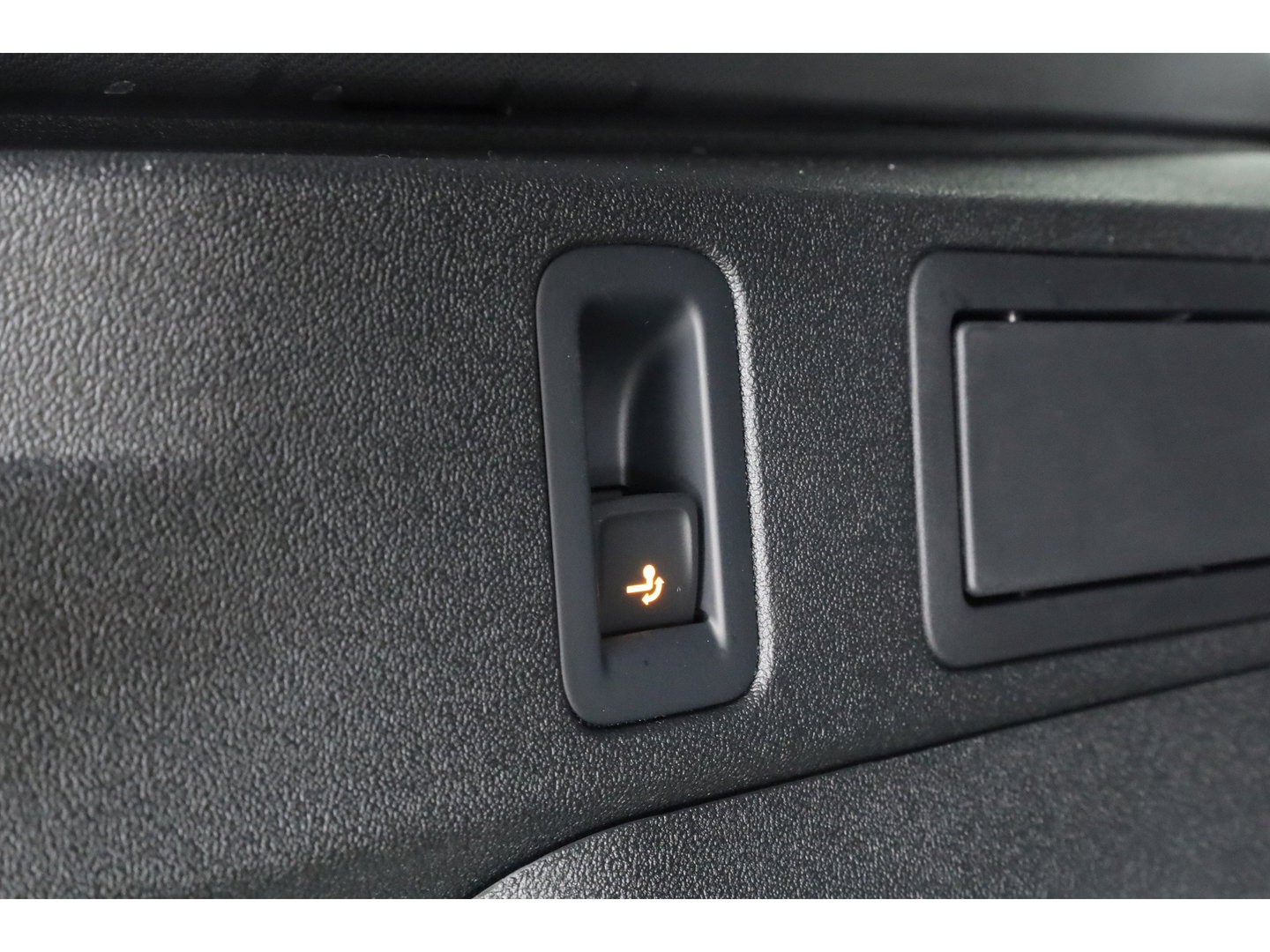 Volkswagen Tiguan 1.5 eHybrid R-Line Black Style 272pk | Pano | HUD | 360cam | Massage | Elek. Trekhaak | 20'' | Adapt. Cruise | Keyless |