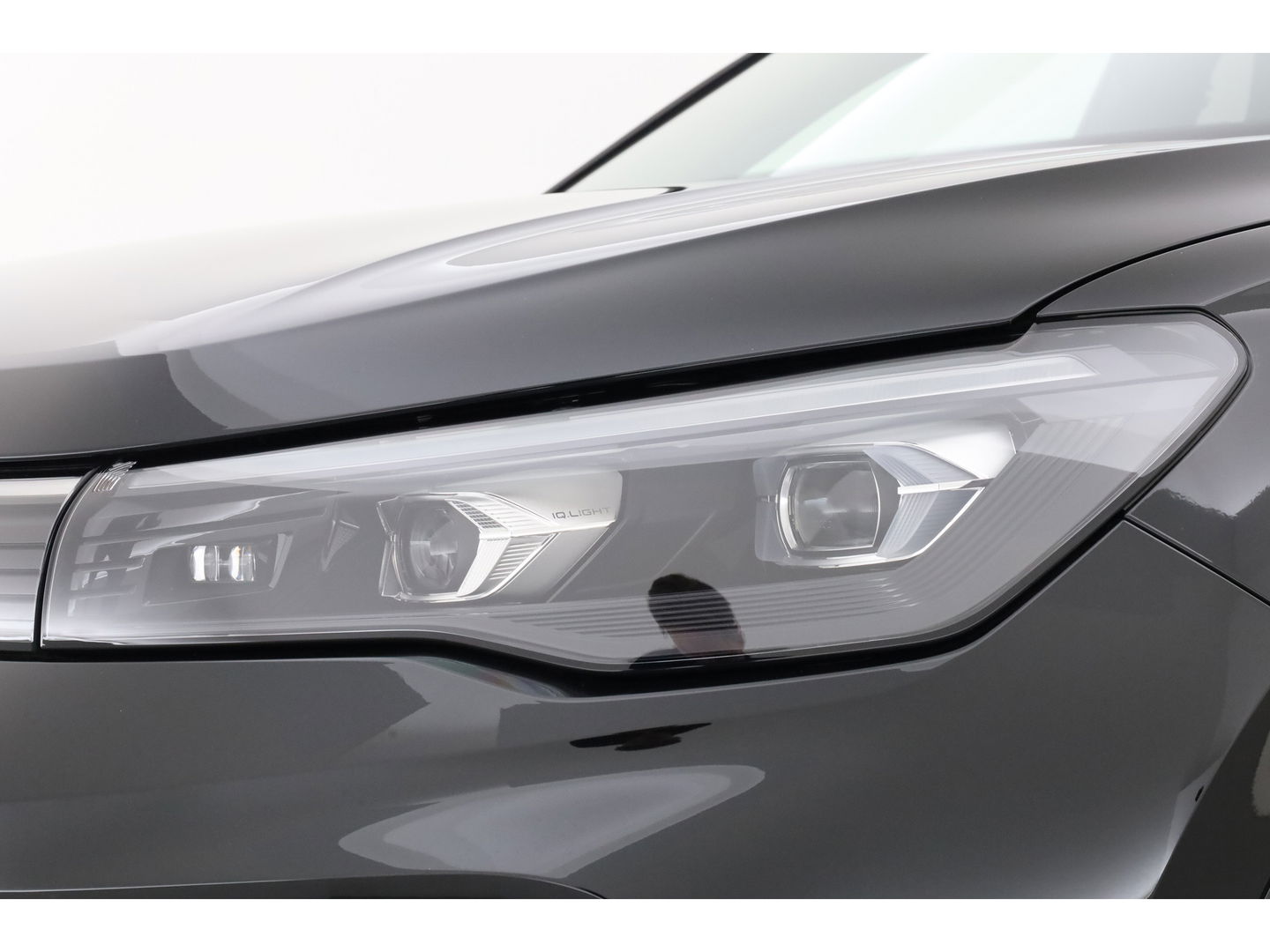 Volkswagen Tiguan 1.5 eHybrid R-Line Black Style 272pk | Pano | HUD | 360cam | Massage | Elek. Trekhaak | 20'' | Adapt. Cruise | Keyless |