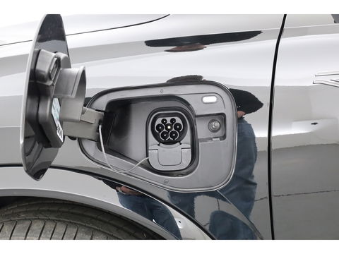 Volkswagen Tiguan 1.5 eHybrid R-Line Black Style 272pk | Pano | HUD | 360cam | Massage | Elek. Trekhaak | 20'' | Adapt. Cruise | Keyless |